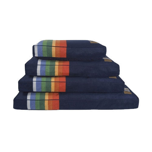 Carolina Pet Company Pendleton Dog Bed — Crater Lake National Park All Sizes Stacked