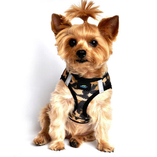 Doggie Design Camo American River Choke Free Dog Harness — Brown Camo on Dog